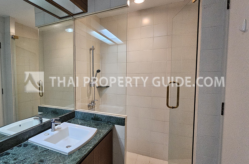 House with Private Pool in Nichada Thani 